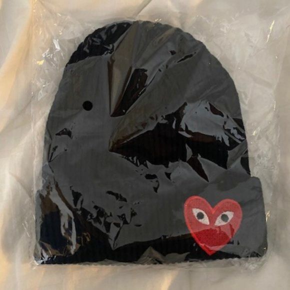 Heart Beanie - Picture 2 of 4